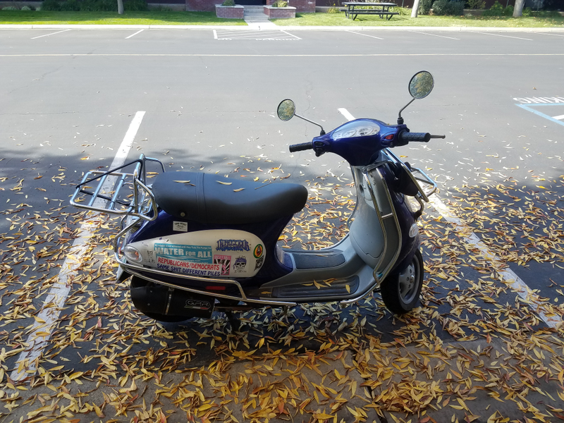Illustration for article titled Vespa Day